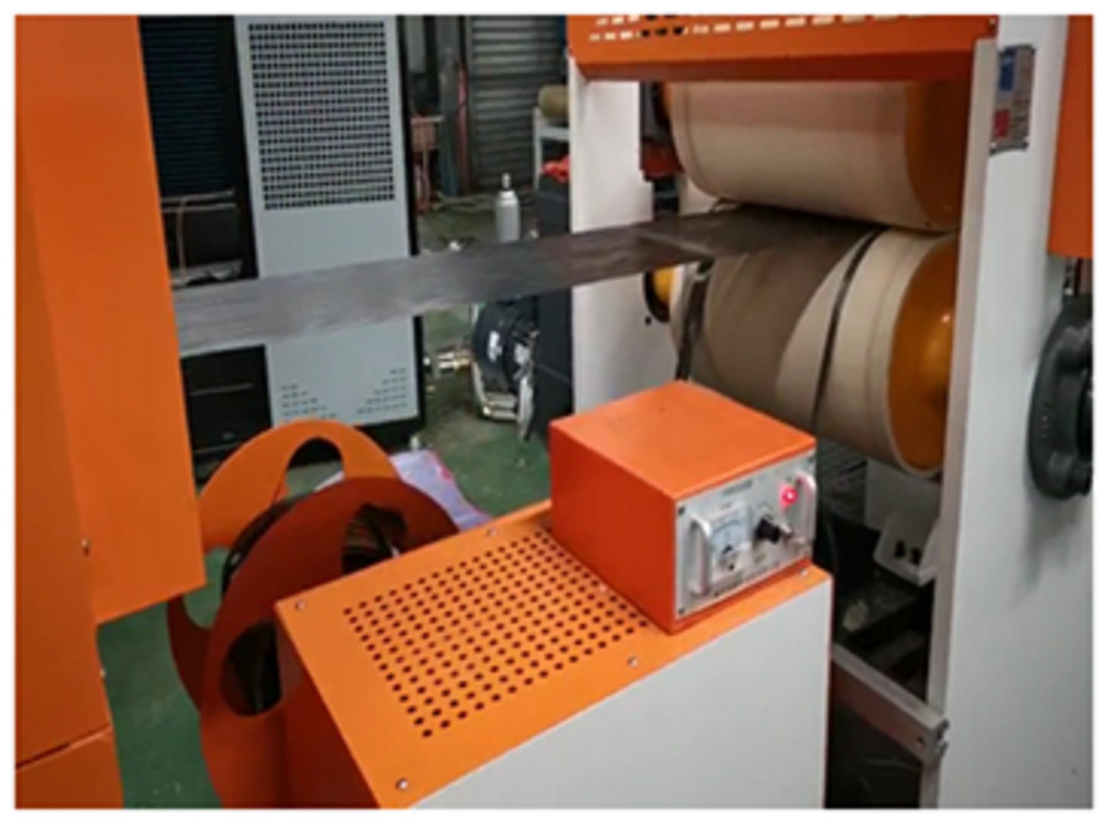 尼龍(PA)+連續(xù)碳纖維增強熱塑性單向預浸帶生產(chǎn)線(CFRTP-UD帶)